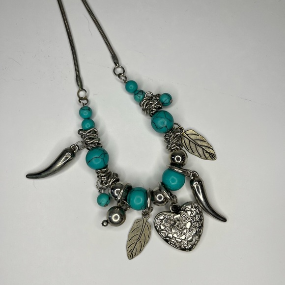 8” Boho silver toned necklace - Picture 8 of 9